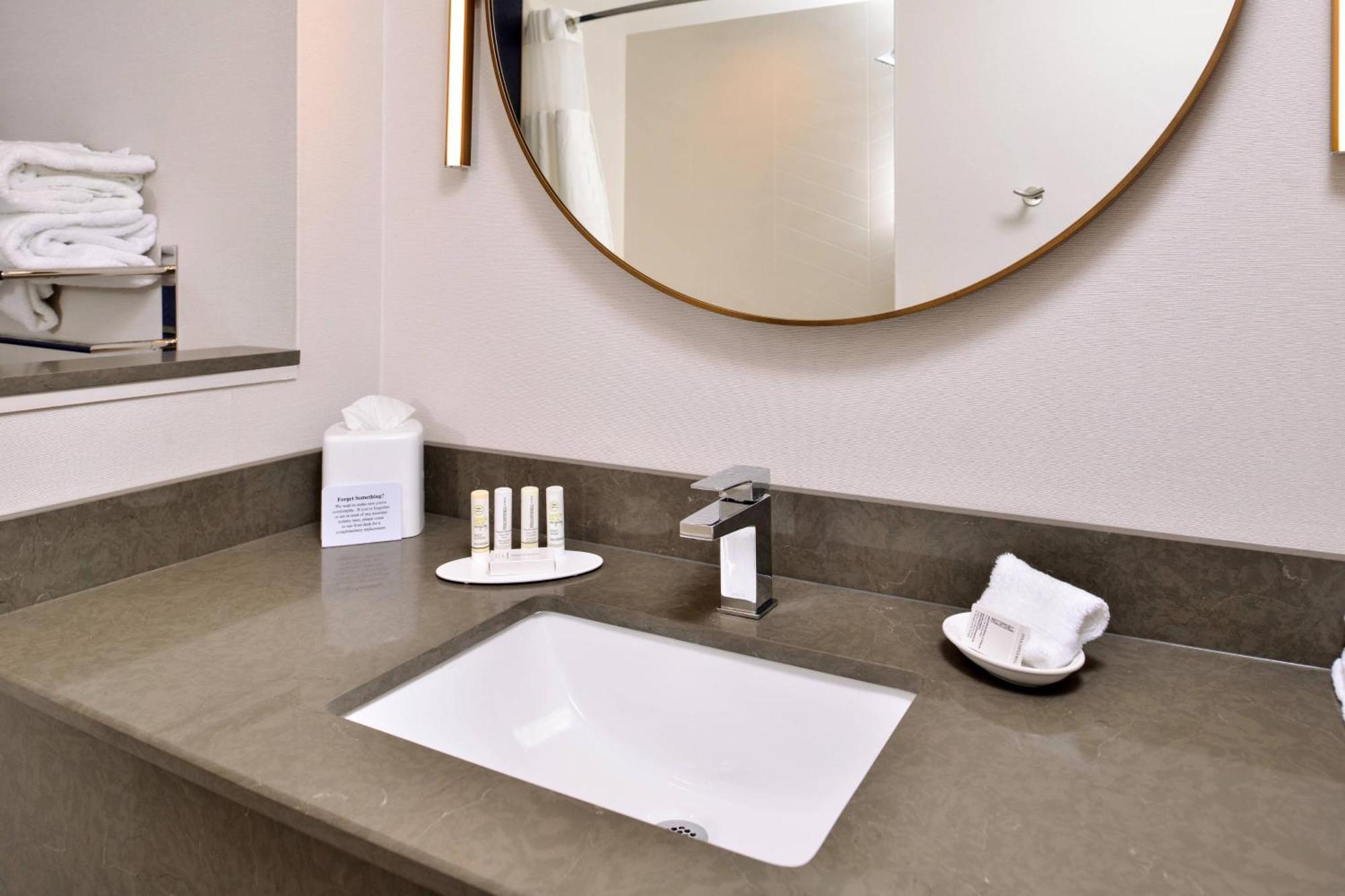 Fairfield Inn & Suites By Marriott Canton Bagian luar foto